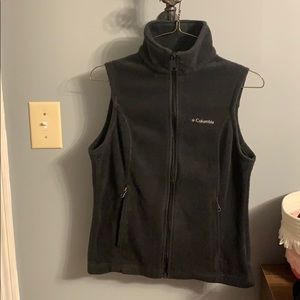 Columbia vest